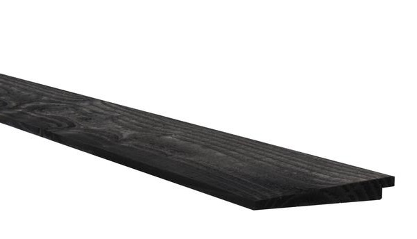 Zweeds rabatdeel douglas 1,1-2,7 x 19,5 x 300 cm, 1 zijde geschaafd & 1 zijde fijnbezaagd, zwart gedompeld